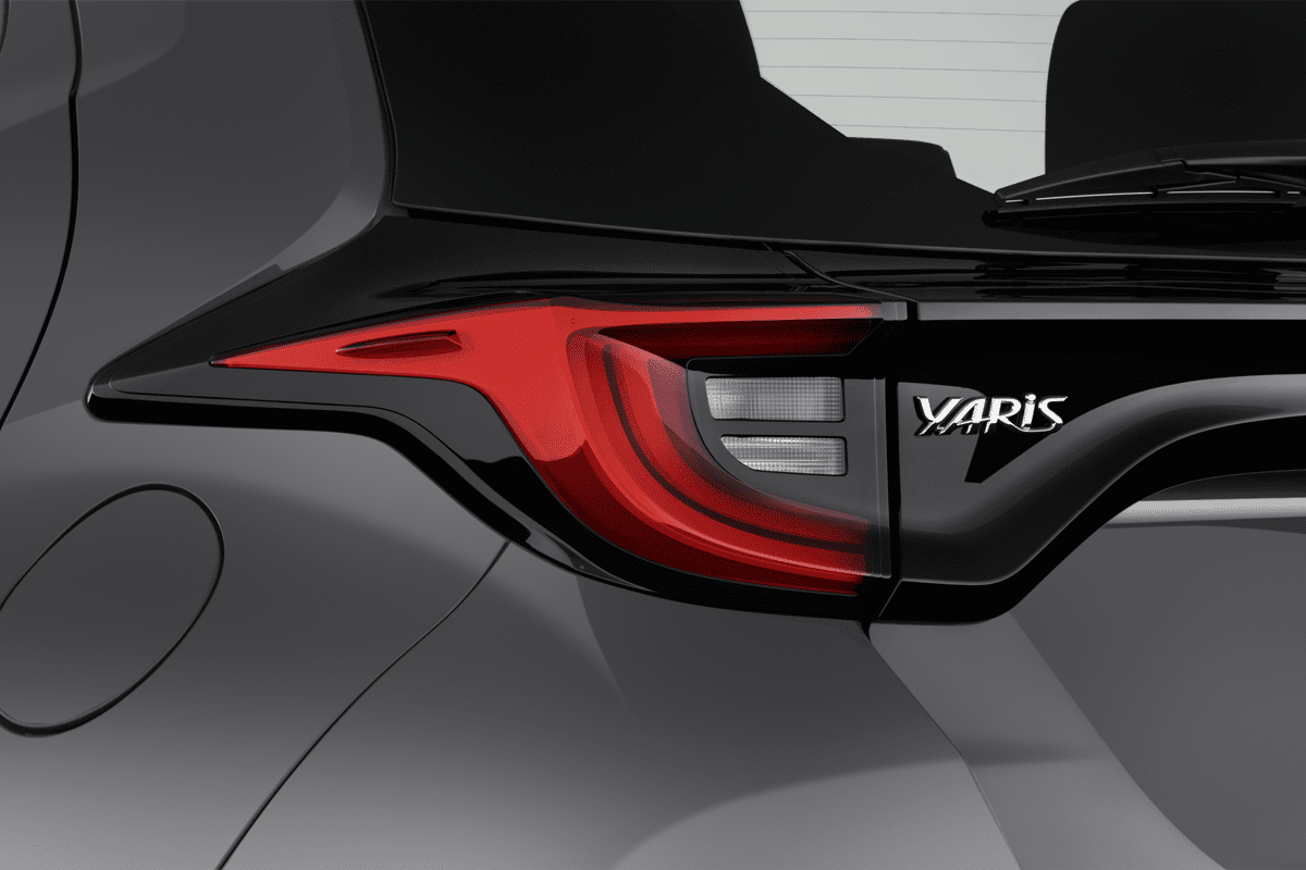 Heckleuchten eines Toyota Yaris Hybrid