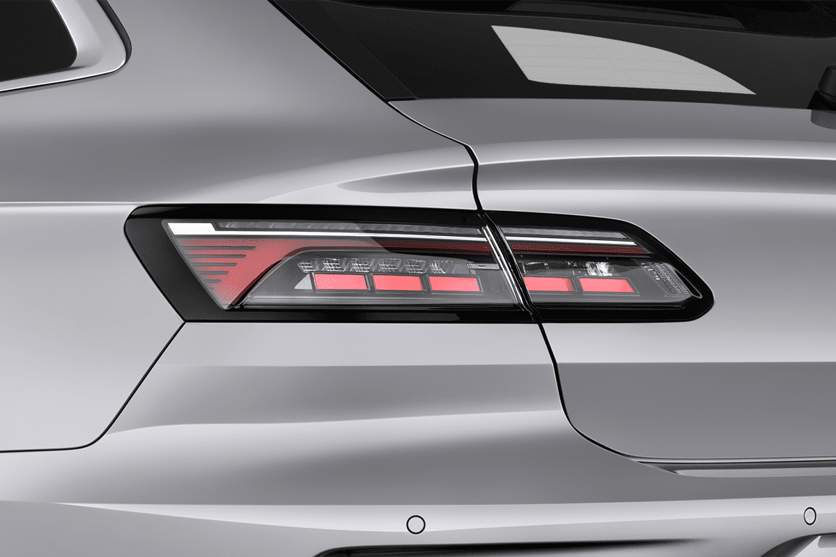 Heckleuchten eines VW Arteon Shooting Brake R