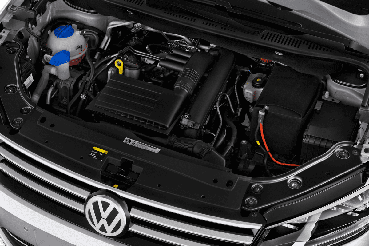 Motorraum eines VW Caddy TGI