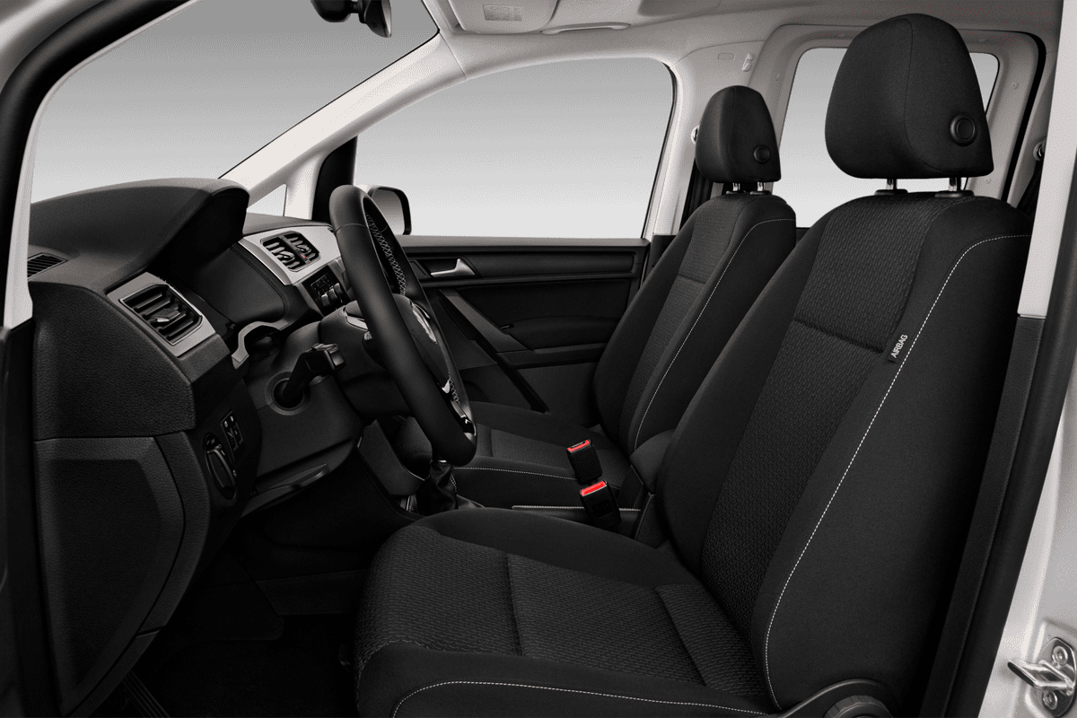 Vordersitze eines VW Caddy TGI