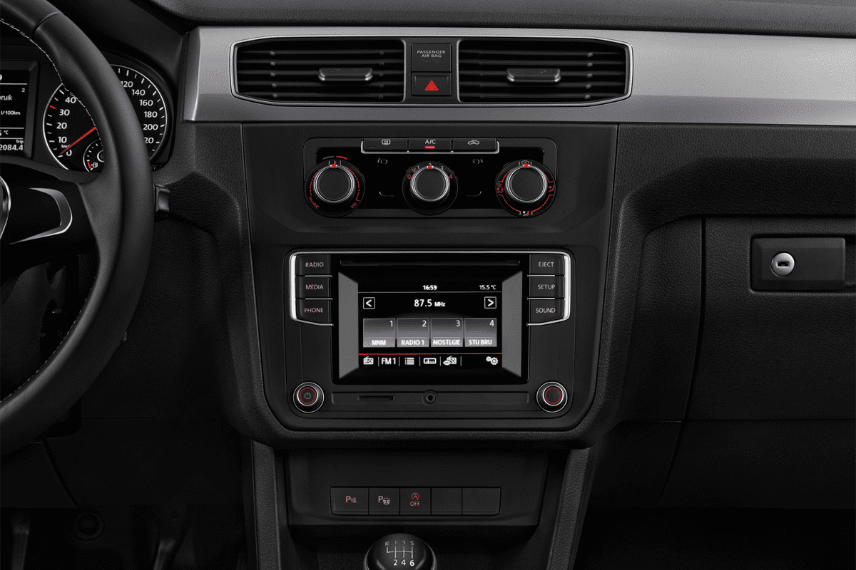 Mittelkonsole eines VW Caddy TGI