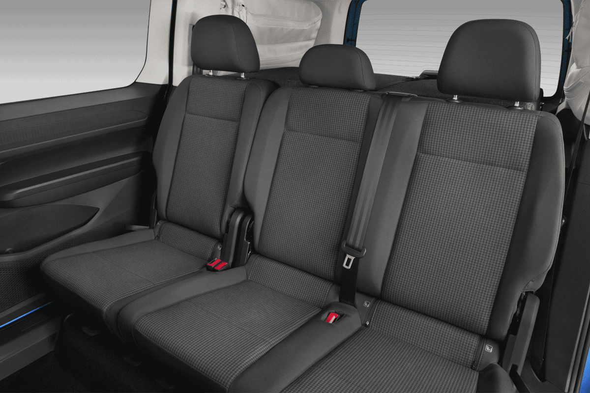 Rücksitzbank eines VW Caddy California