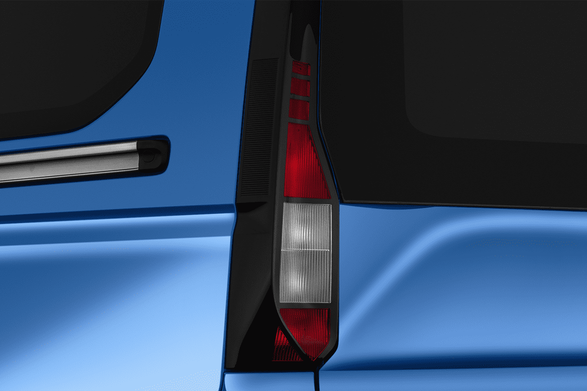 Heckleuchten eines VW Caddy California