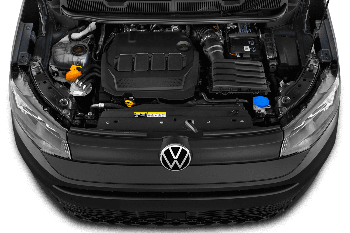 Motorraum eines VW Caddy Cargo