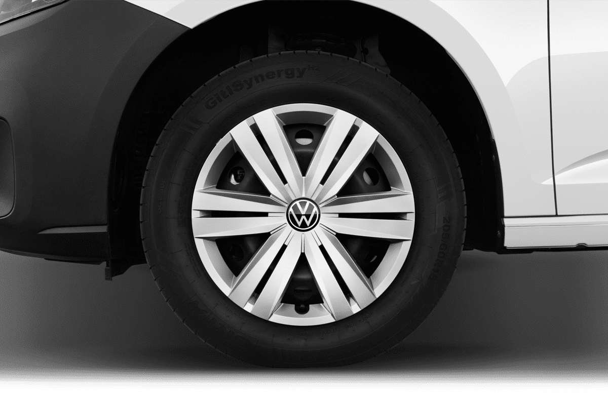 Radkappe oder Felge eines VW Caddy Cargo