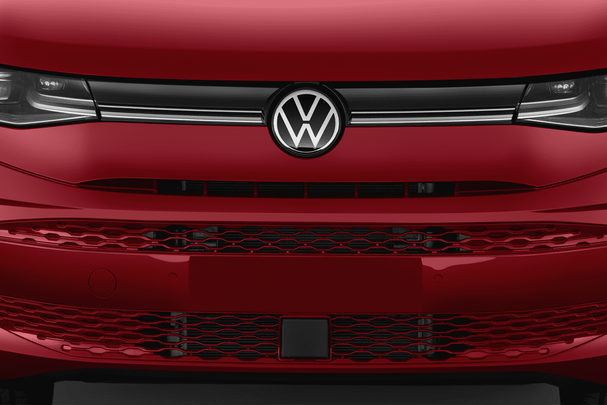 Kühlergrill eines VW California 