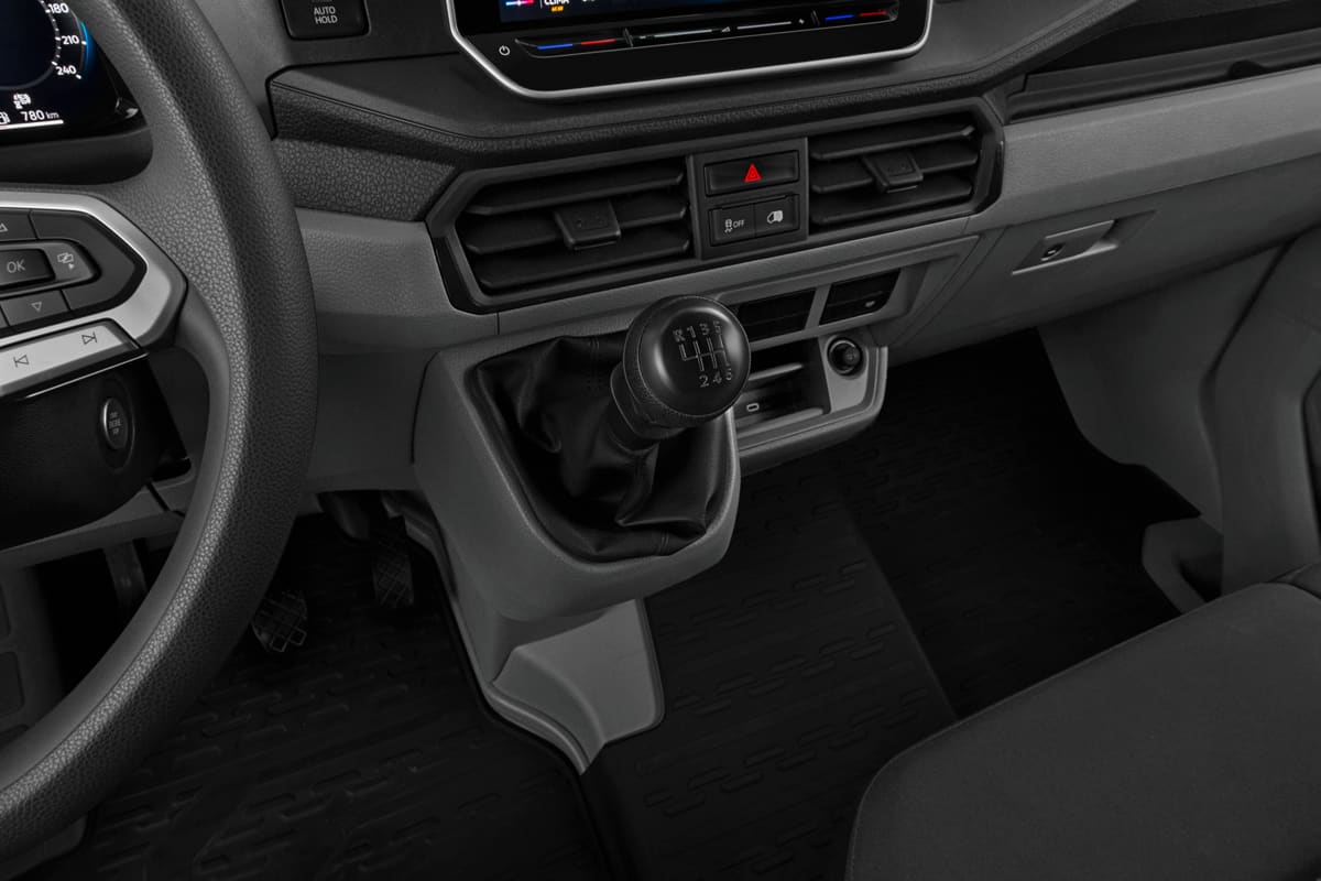 Schaltknüppel eines VW Crafter Kastenwagen