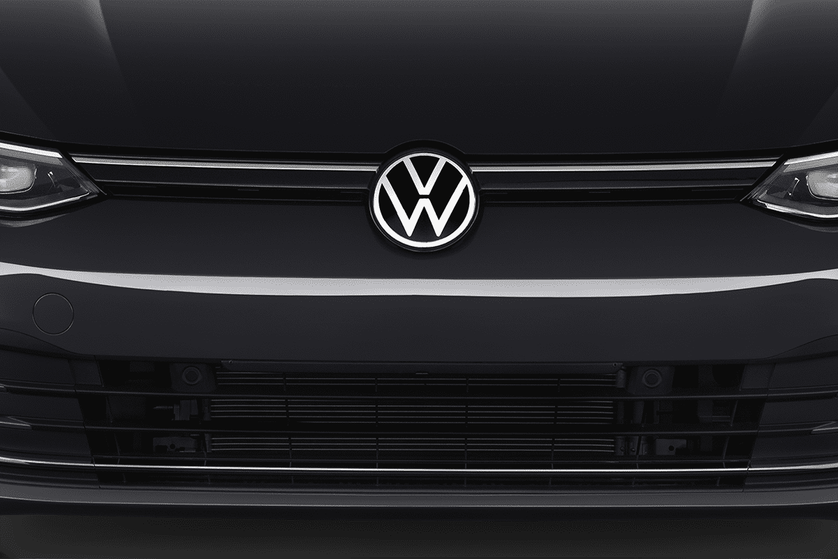 Kühlergrill eines VW Golf 8 Edition 50 