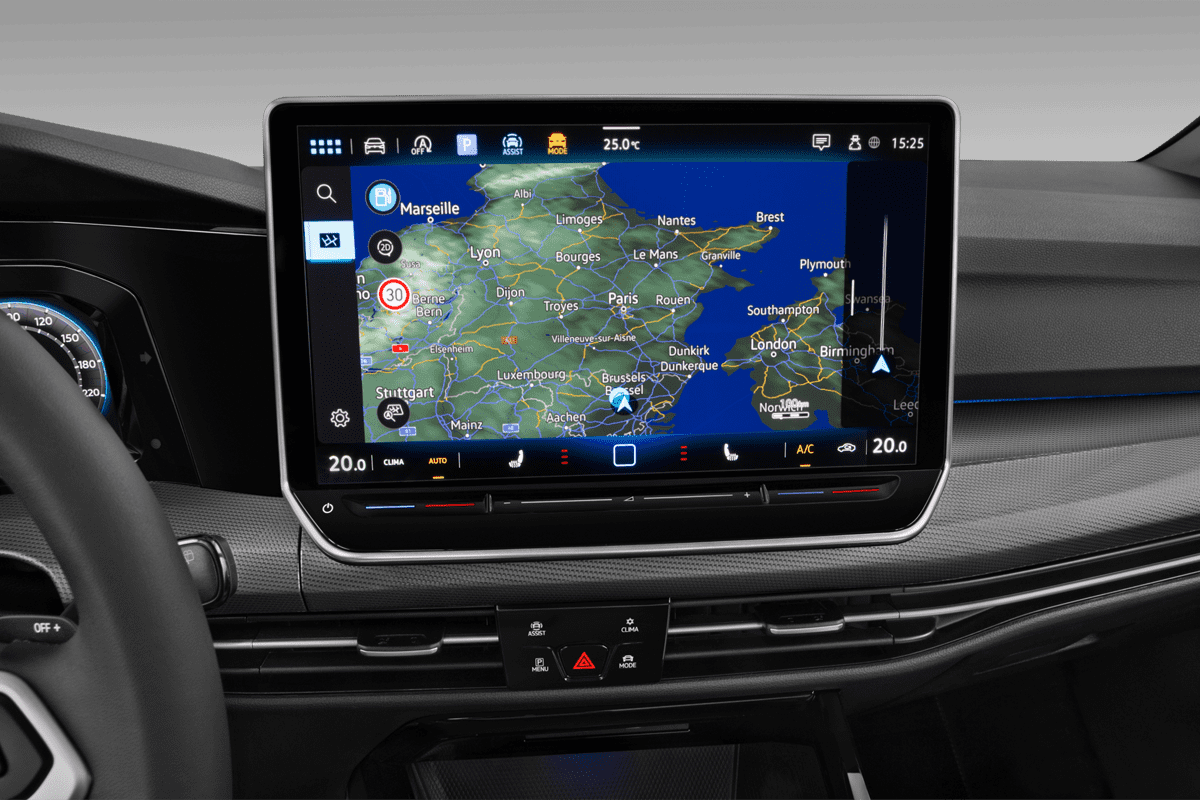 Mittelkonsole eines VW Golf 8