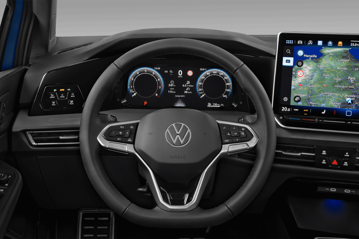 Lenkrad eines VW Golf 8