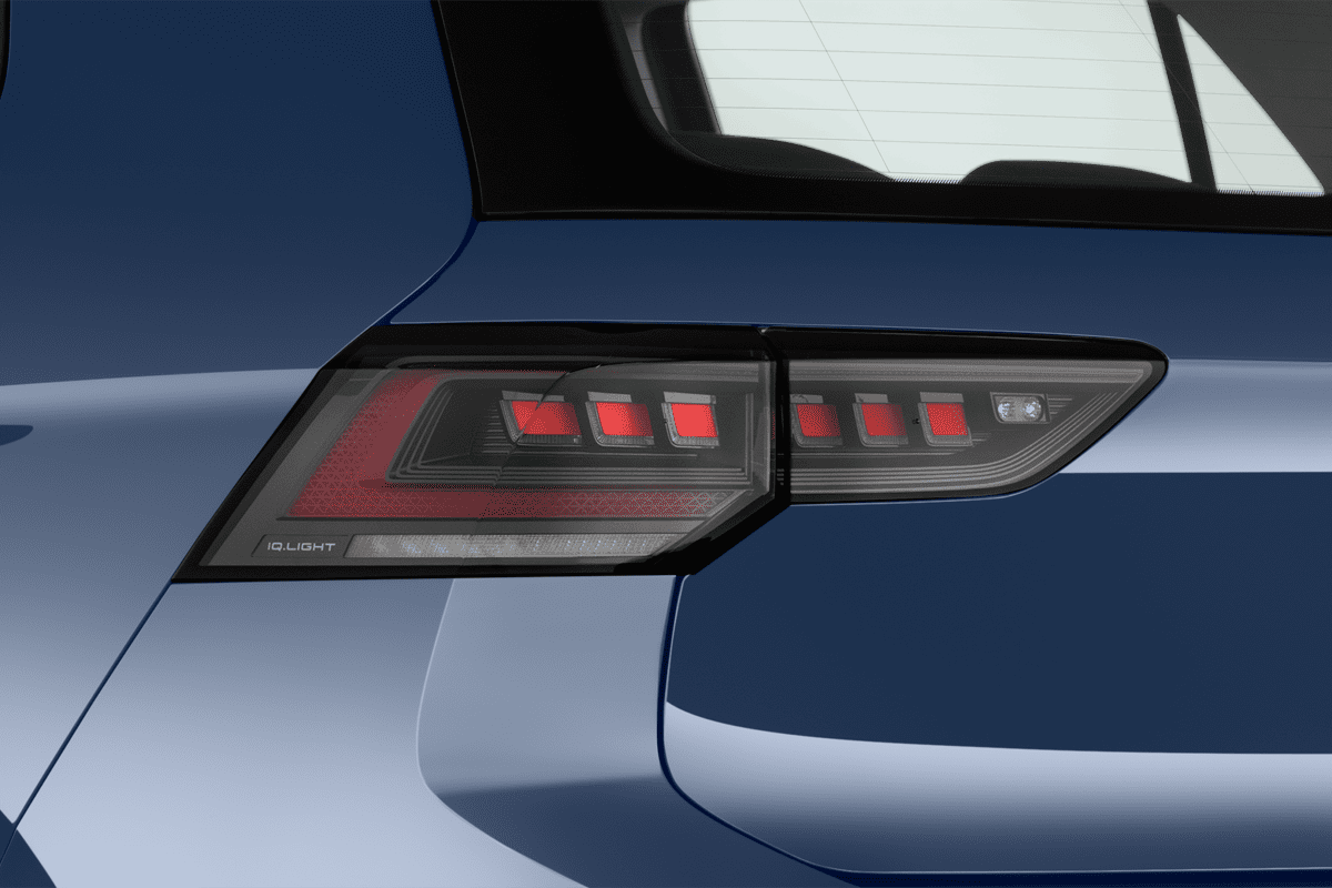 Heckleuchten eines VW Golf 8