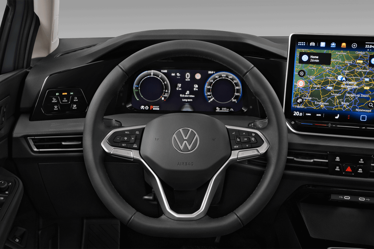 Lenkrad eines VW Golf 8 Plug-in-Hybrid