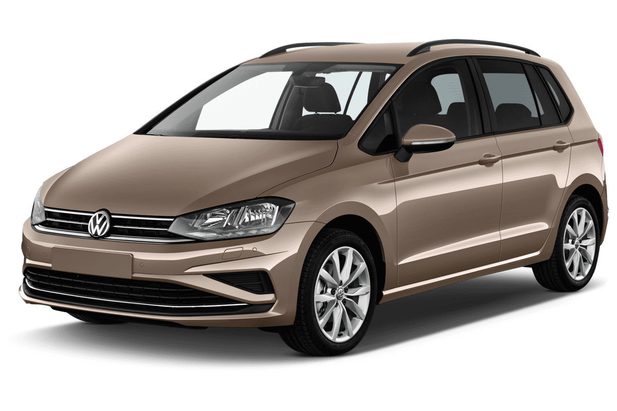 Schräge Frontansicht eines VW Golf Sportsvan, freigestellt