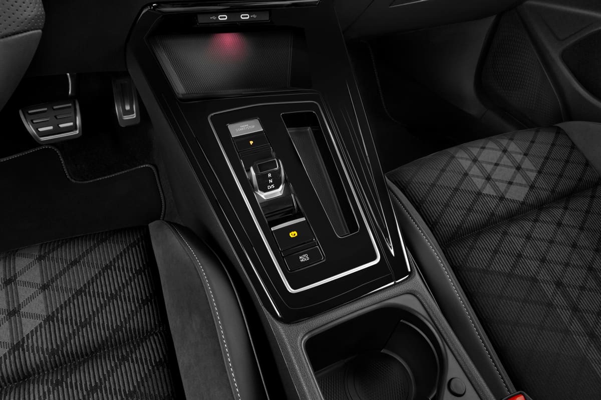 Schaltknüppel eines VW Golf 8 Variant