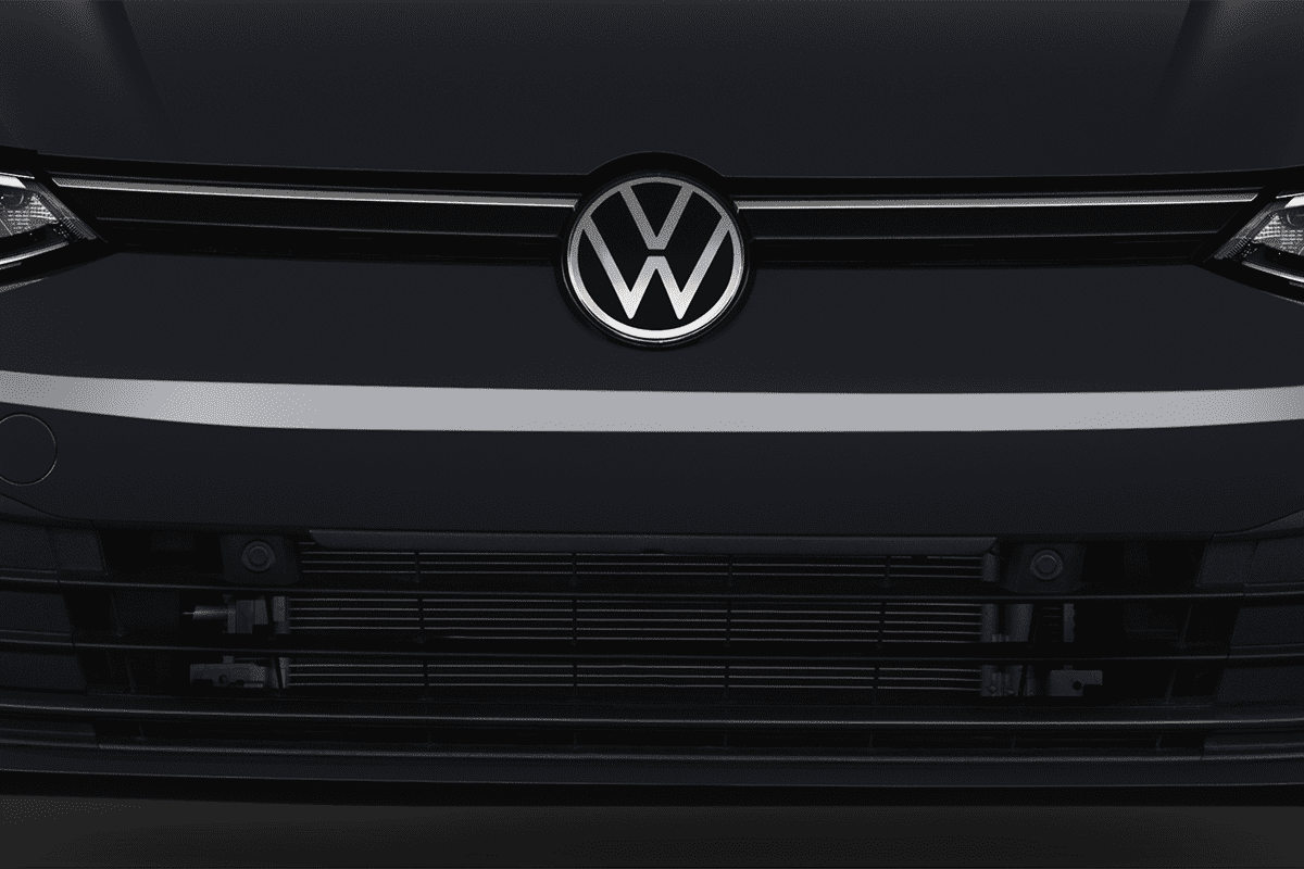 Kühlergrill eines VW Golf 8 Variant GOAL