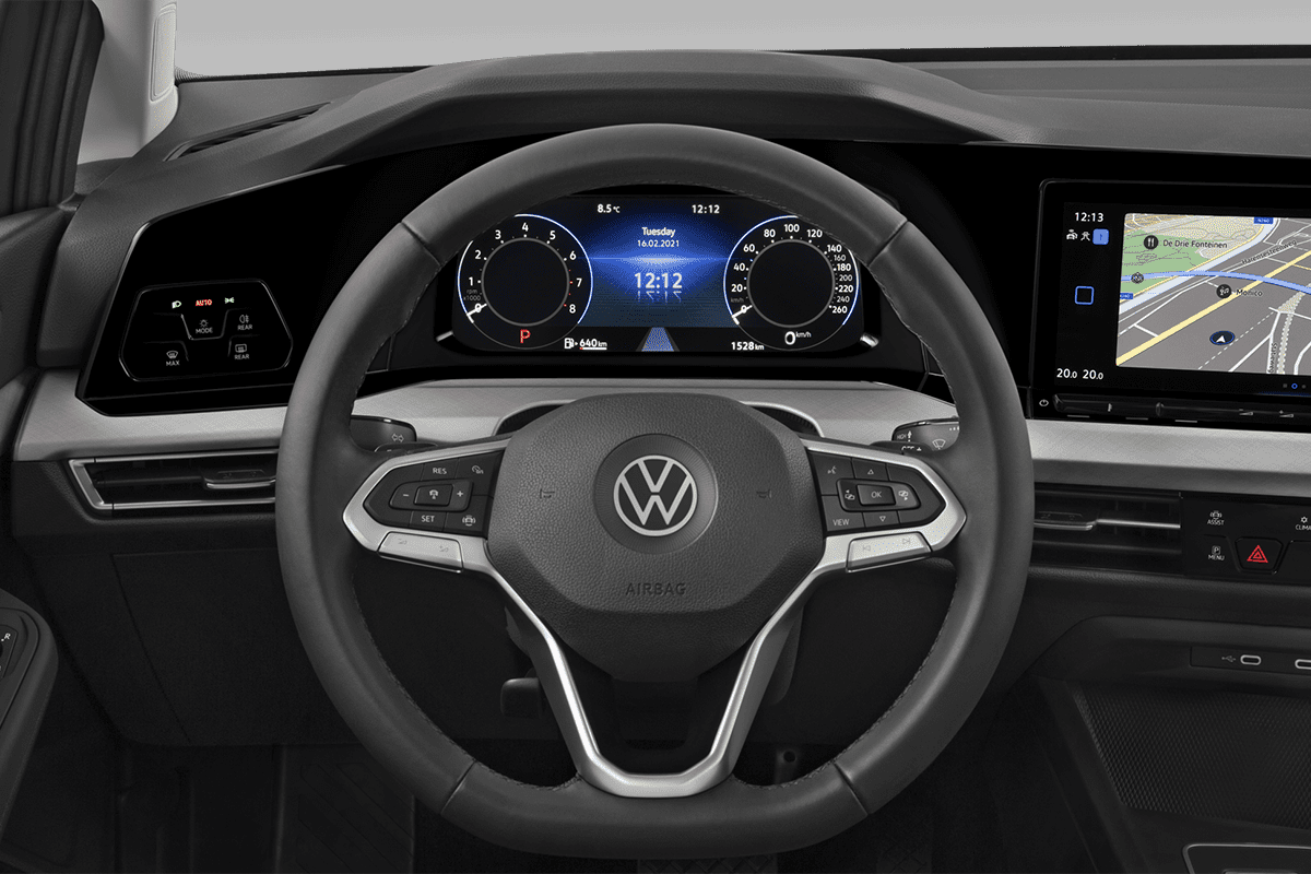 Lenkrad eines VW Golf 8 Variant GOAL