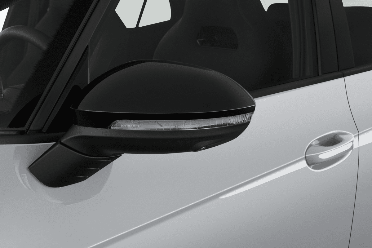 Rückspiegel eines VW ID.3 GOAL