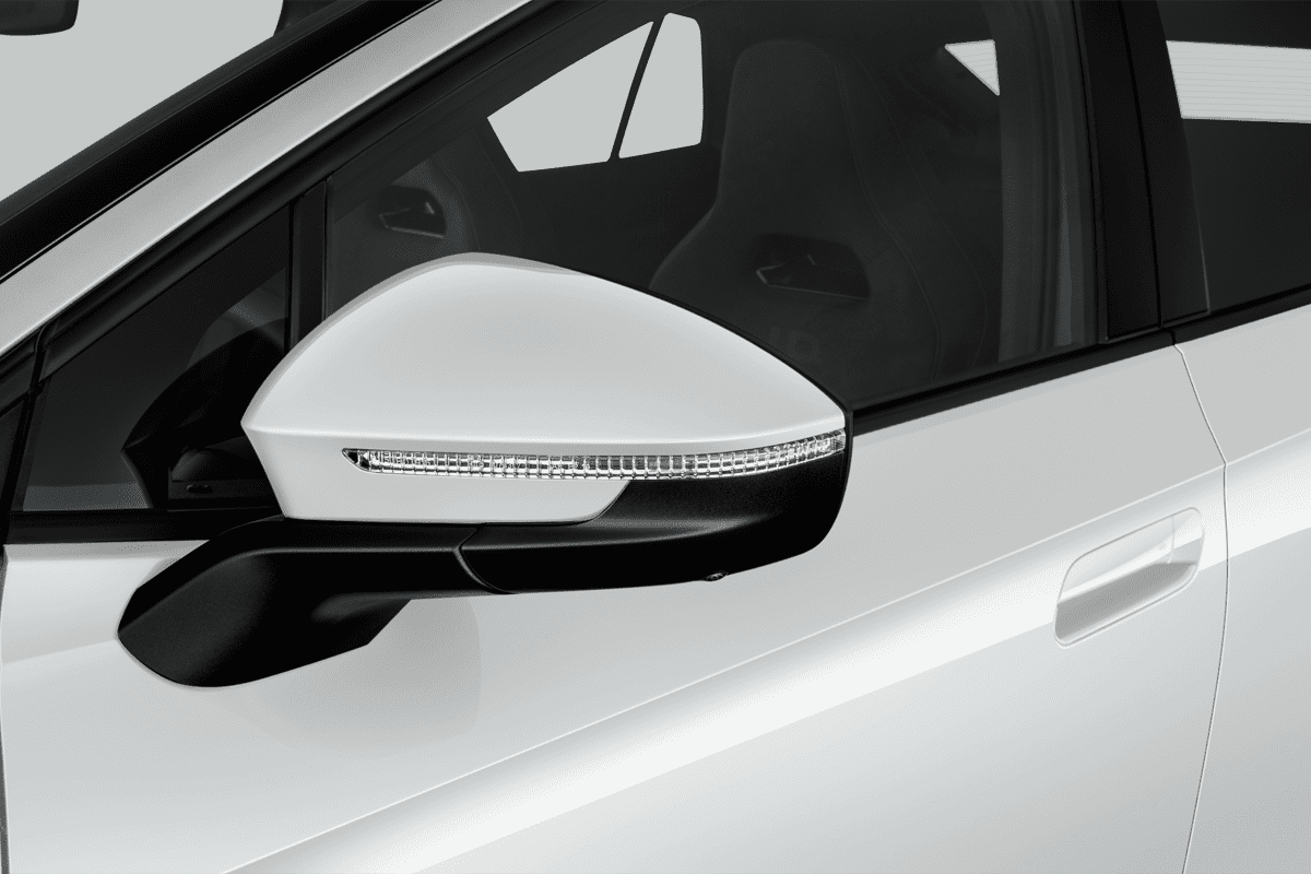 Rückspiegel eines VW ID.5 GOAL