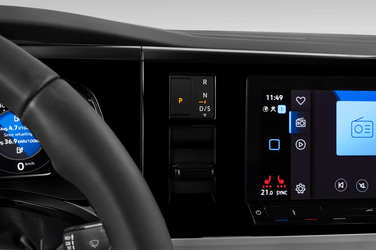 Schaltknüppel eines VW Multivan Plug-in-Hybrid