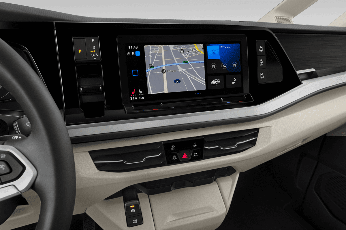 Mittelkonsole eines VW Multivan Plug-in-Hybrid