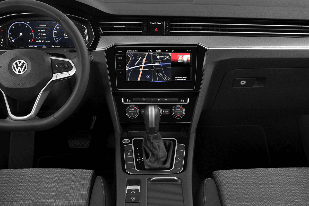 Mittelkonsole eines VW Passat Limousine