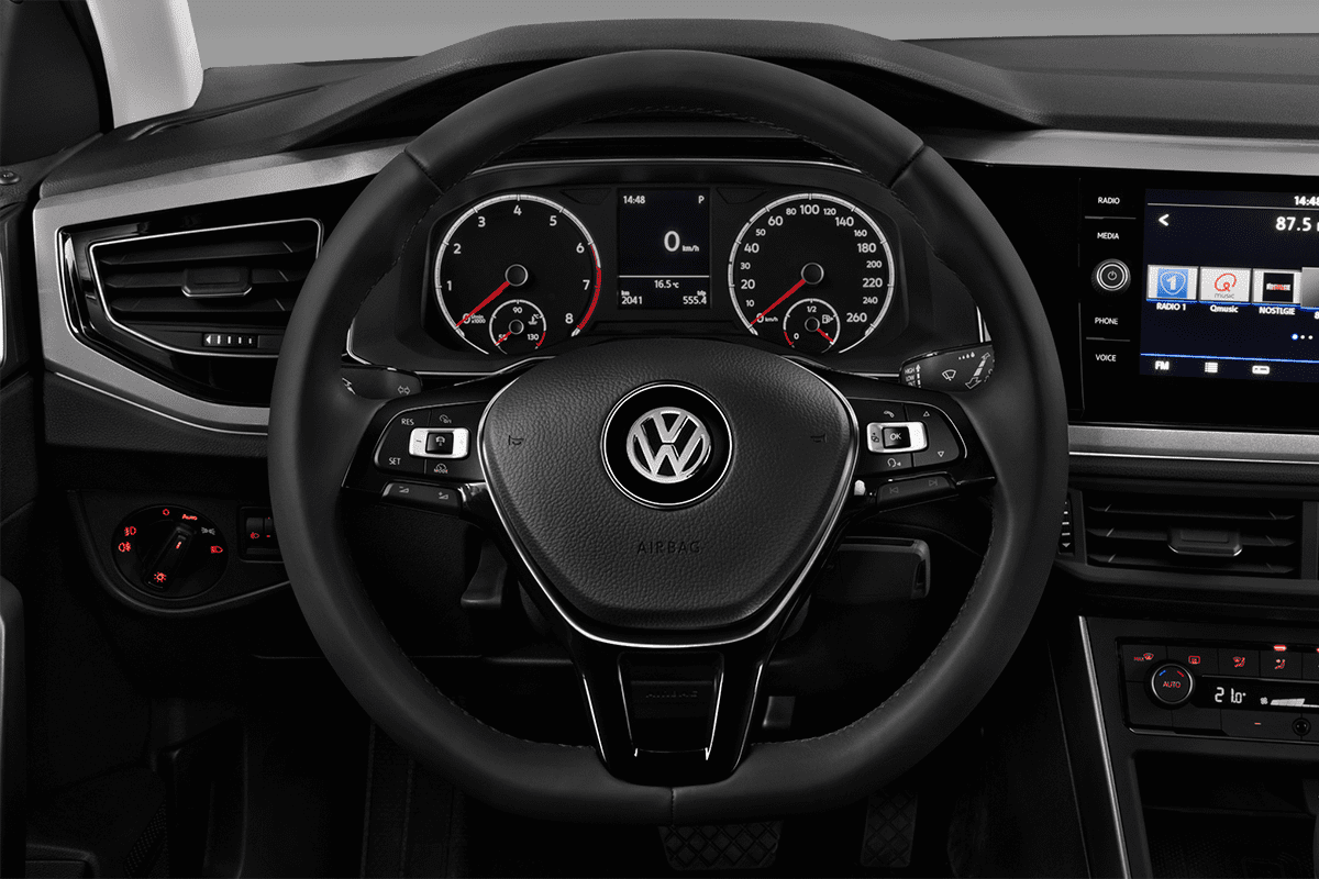 Lenkrad eines VW Polo TGI