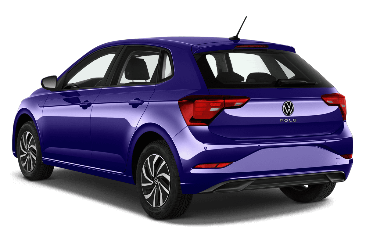Schräge Heckansicht eines VW Polo, freigestellt