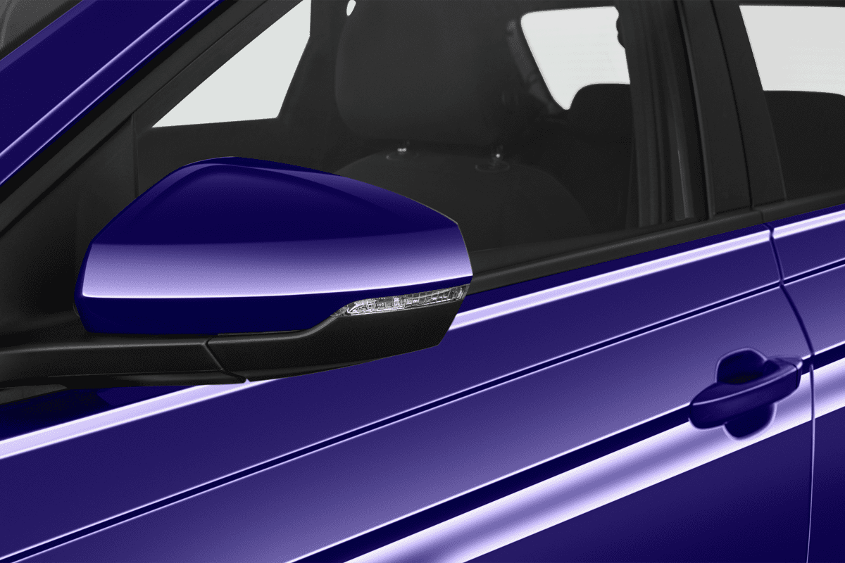 Rückspiegel eines VW Polo