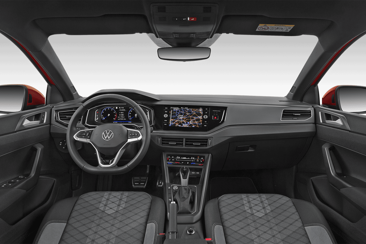 Armaturenbrett eines VW Taigo GOAL