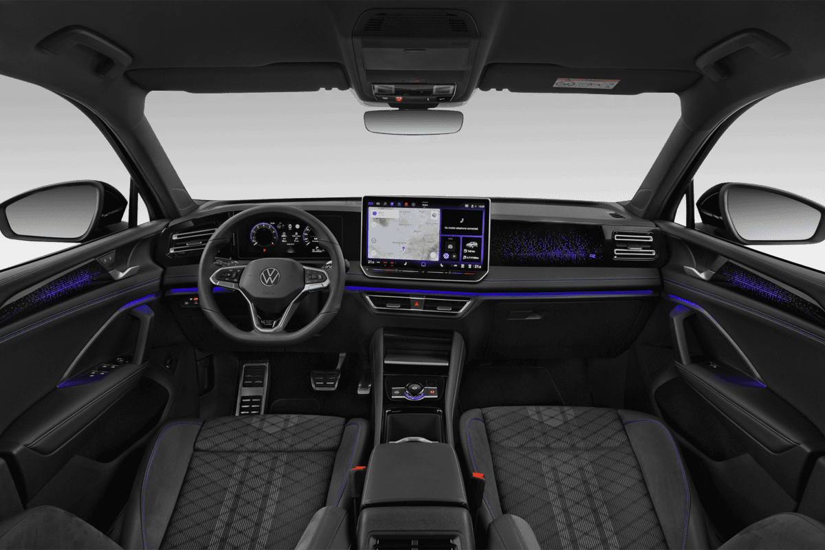 Armaturenbrett eines VW Tiguan 