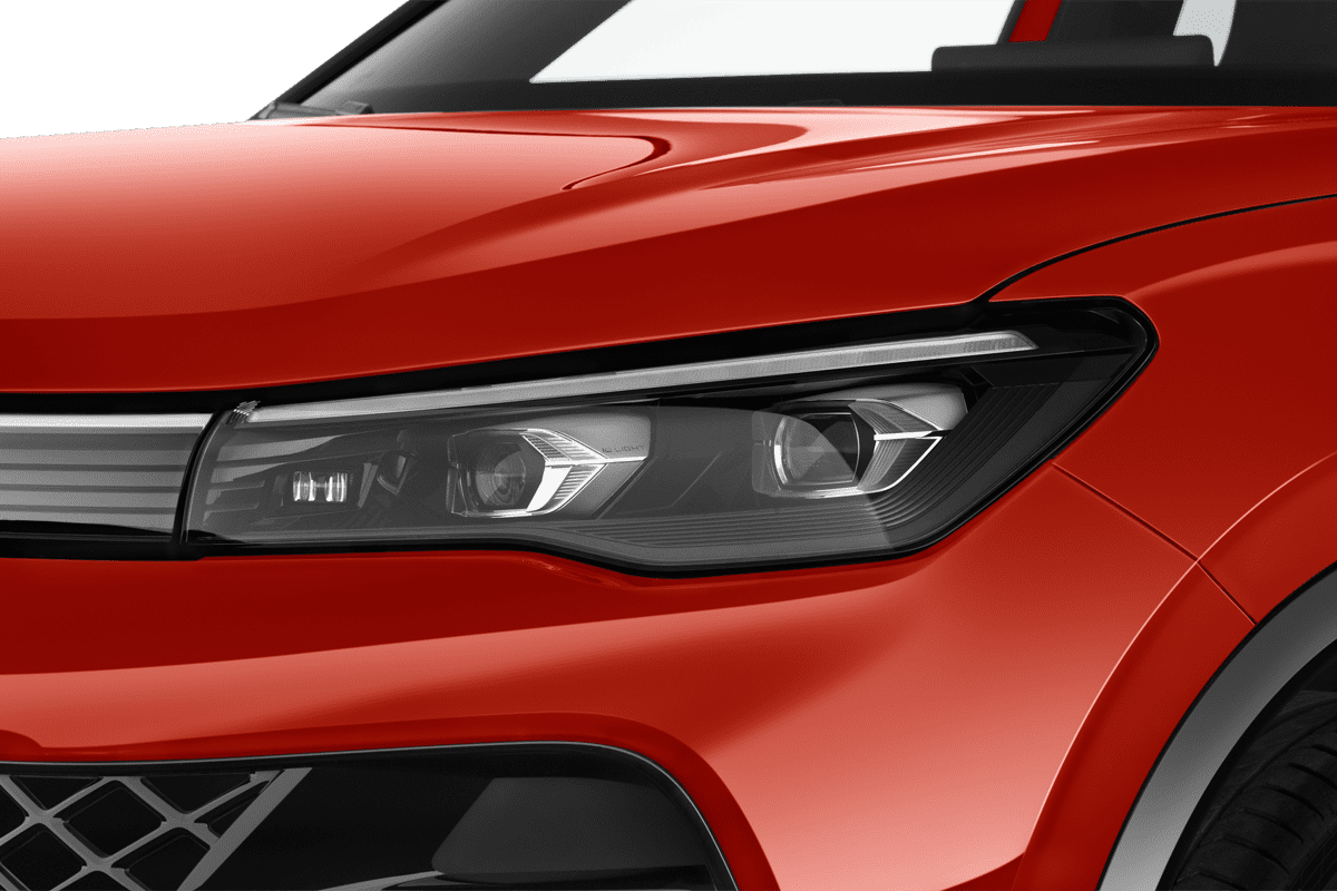 Frontscheinwerfer eines VW Tiguan eHybrid