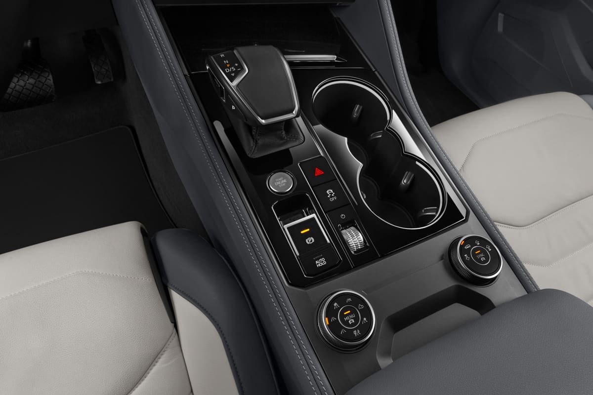 Schaltknüppel eines VW Touareg