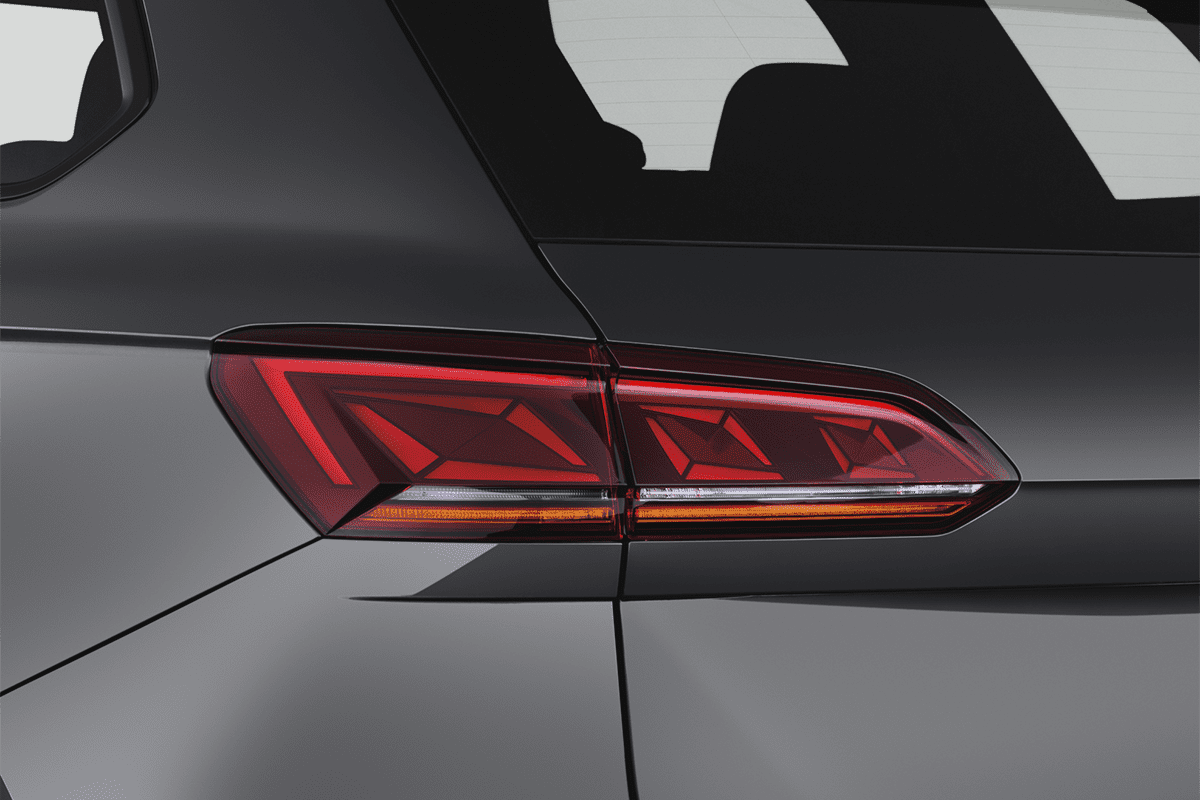 Heckleuchten eines VW Touareg R