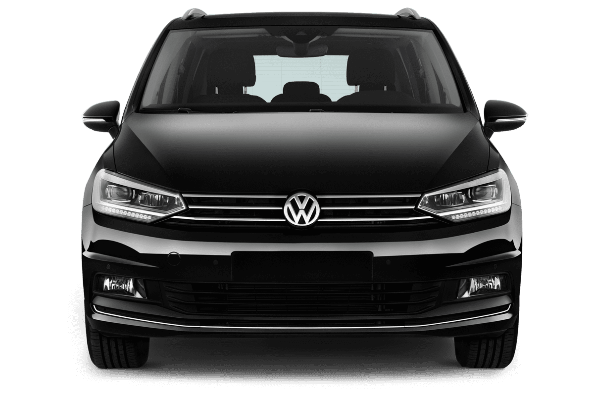 Frontansicht eines VW Touran GOAL, freigestellt