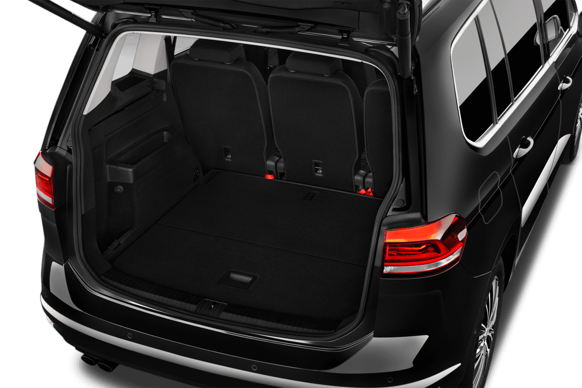 Kofferraum eines VW Touran GOAL