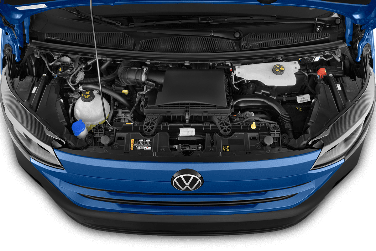 Motorraum eines VW Transporter Kombi 