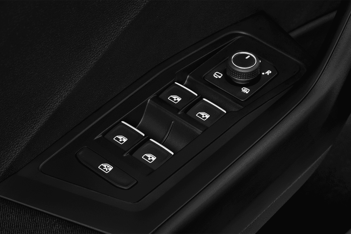 Türsteuerung eines VW T-Roc ACTIVE 