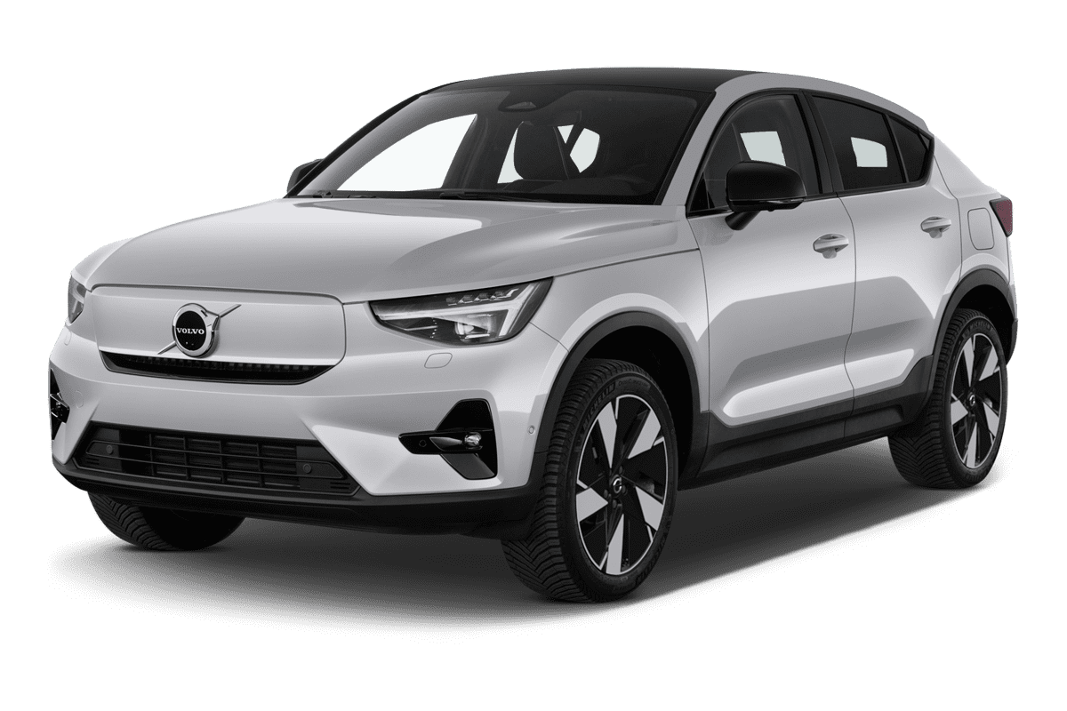 Schräge Frontansicht eines Volvo EC40, freigestellt