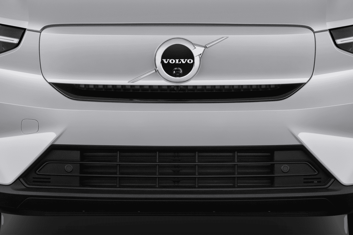 Kühlergrill eines Volvo EC40