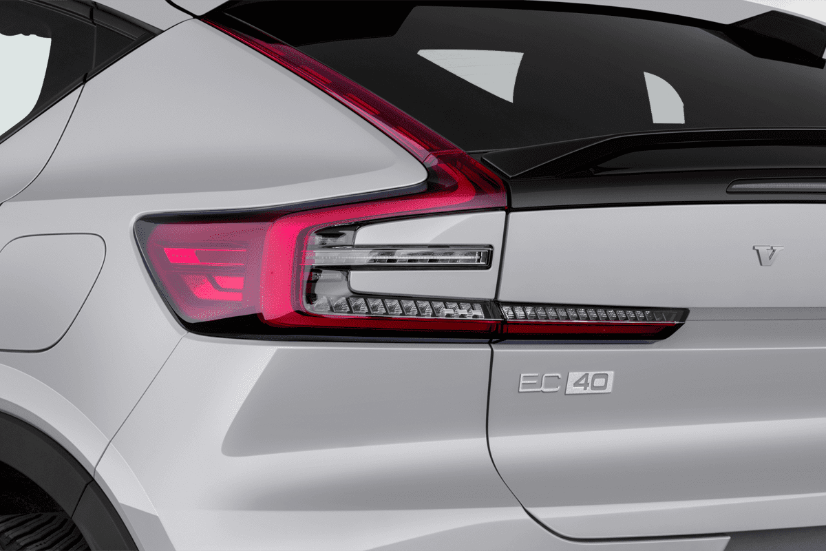Heckleuchten eines Volvo EC40