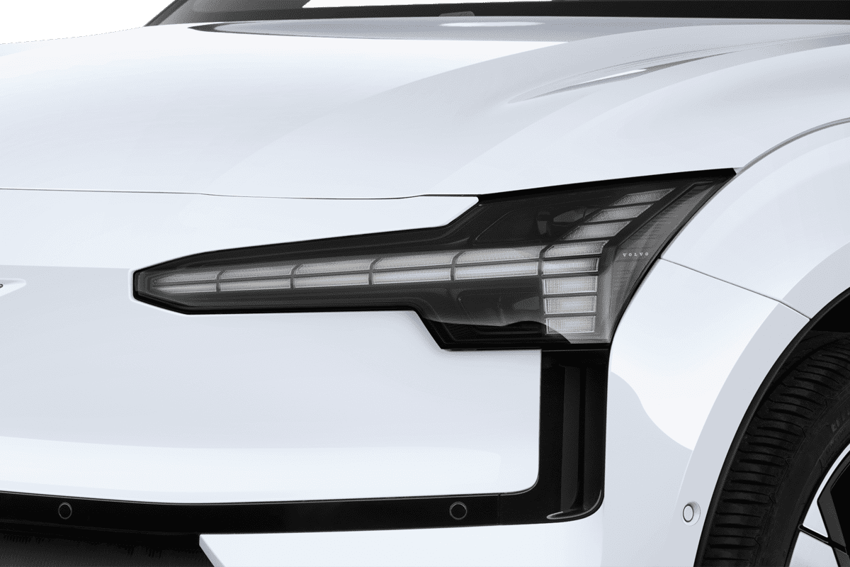 Frontscheinwerfer eines Volvo EX30 Cross Country 