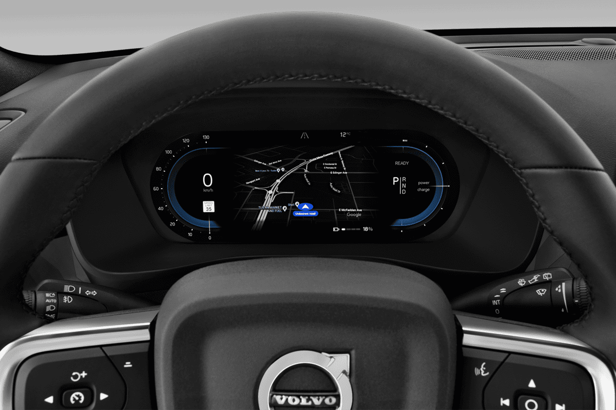 Kombiinstrument eines Volvo EX40