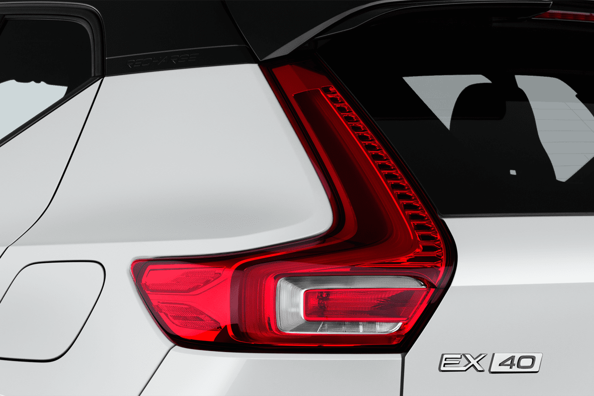 Heckleuchten eines Volvo EX40
