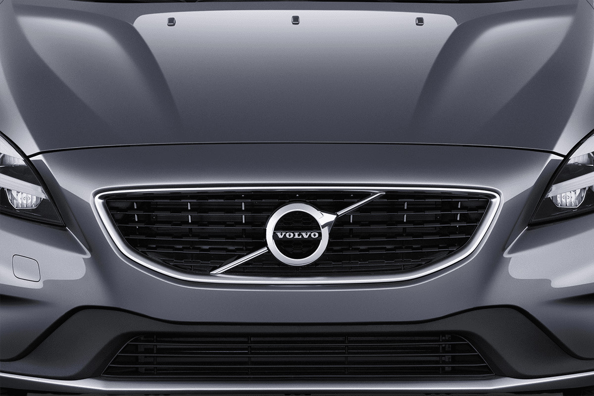 Kühlergrill eines Volvo V40