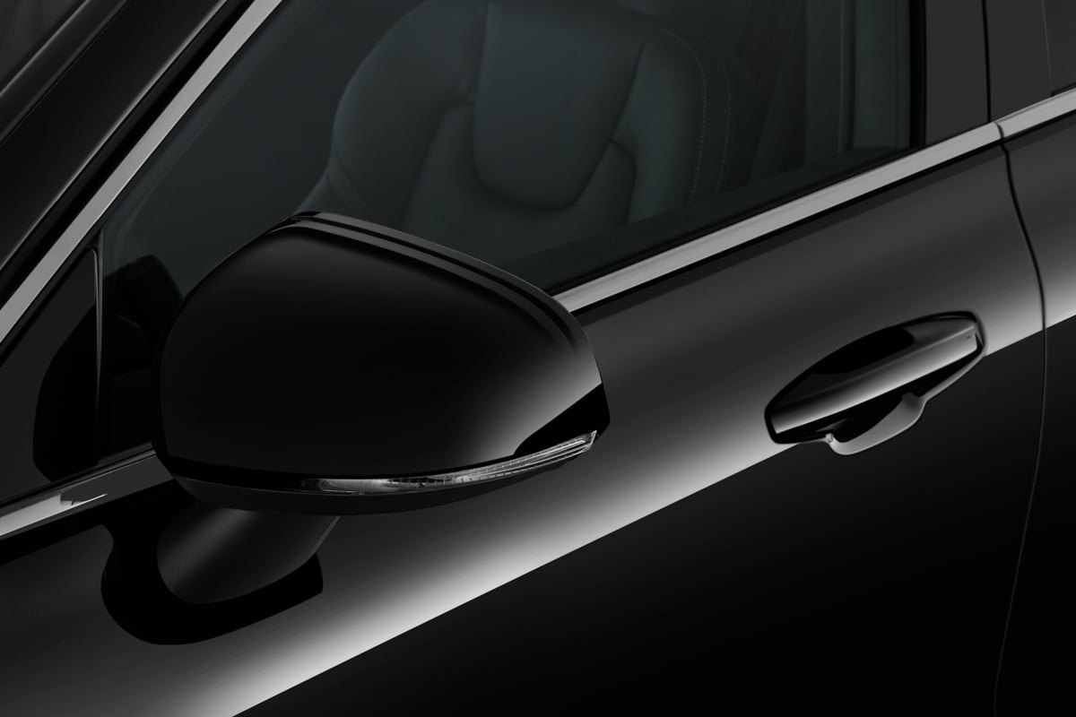 Rückspiegel eines Volvo V60