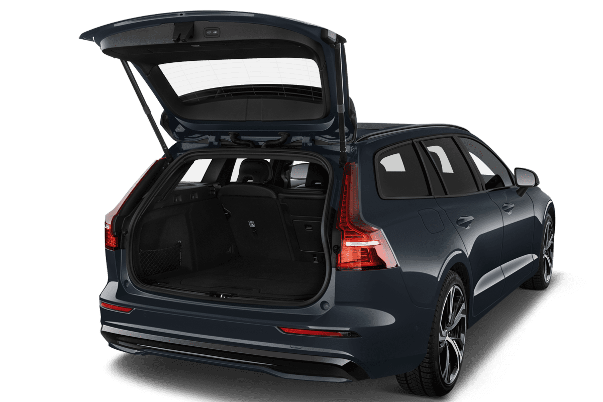 Kofferraum eines Volvo V60 Plug-in-Hybrid (KI-generiert)