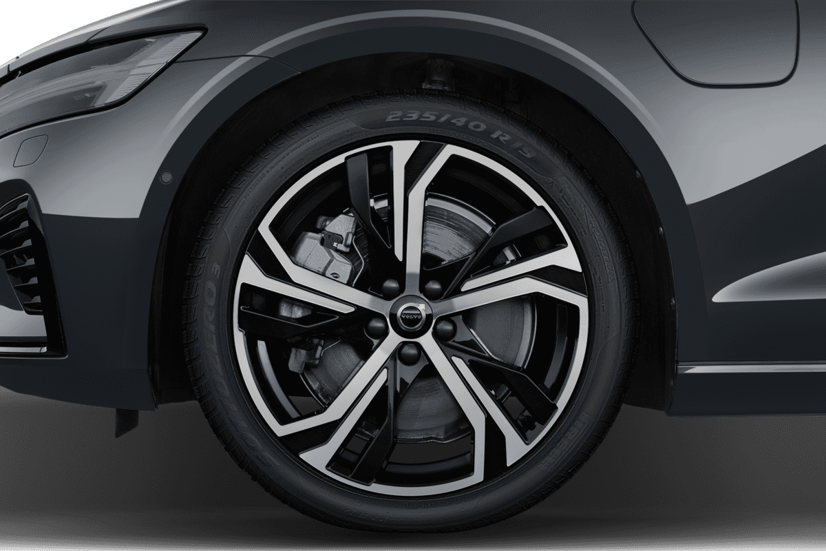Radkappe oder Felge eines Volvo V60 Plug-in-Hybrid (KI-generiert)