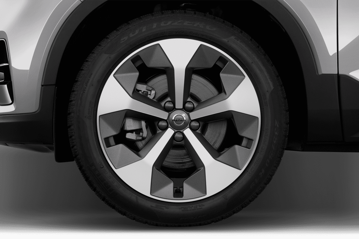 Radkappe oder Felge eines Volvo XC40