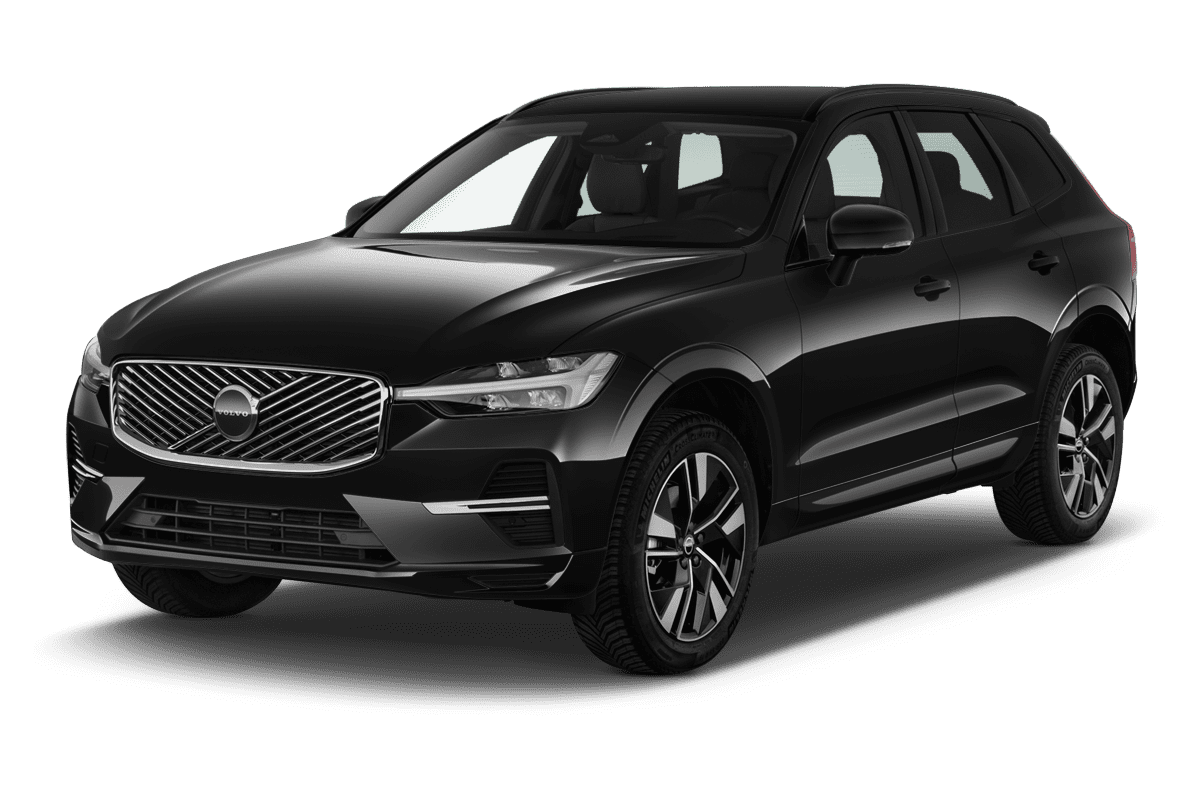 Schräge Frontansicht eines Volvo XC60, freigestellt