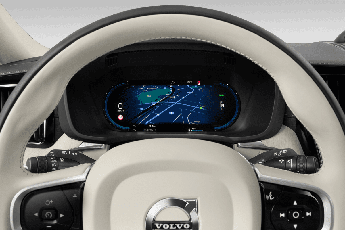 Kombiinstrument eines Volvo XC60 Plug-in Hybrid 